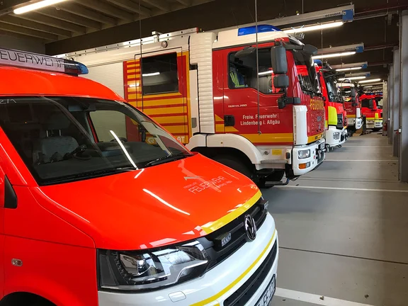 fahrzeughalle2.jpg